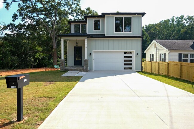 Photo - 118 Chestnut St