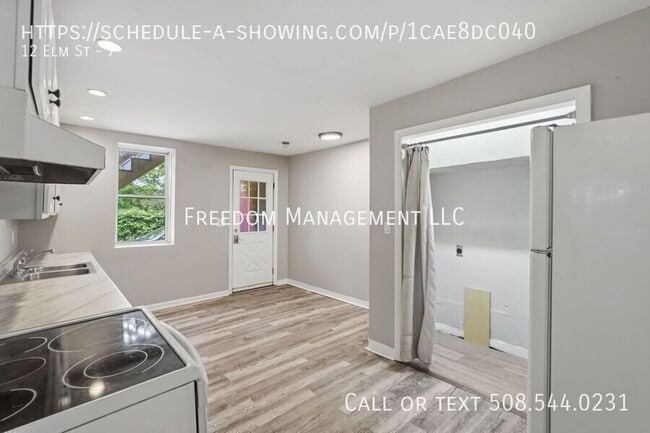 Photo - 12 Elm St Unit 7