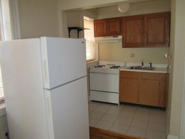 39 Lee St Unit 3A