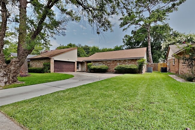 Building Photo - 12706 Pantano Drive