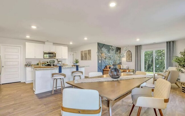 Photo - 35 Hawkins Pass