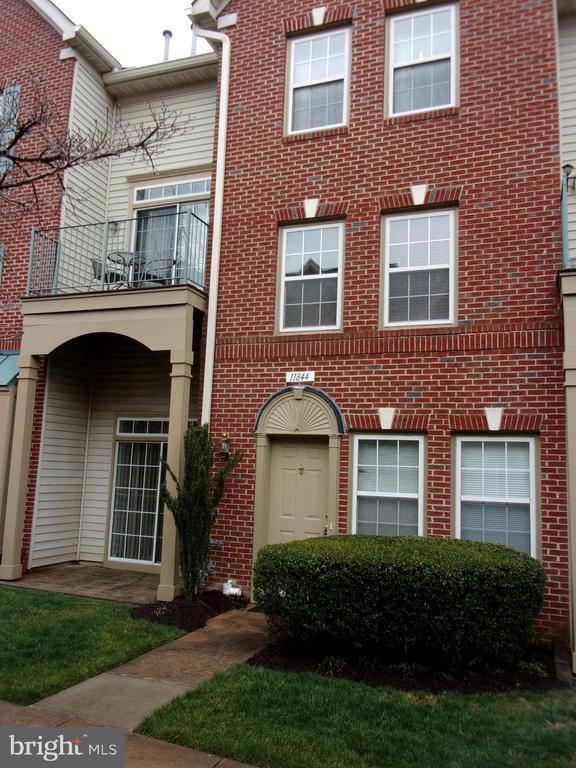 Building Photo - 11844 Breton Ct Unit 19A Rental