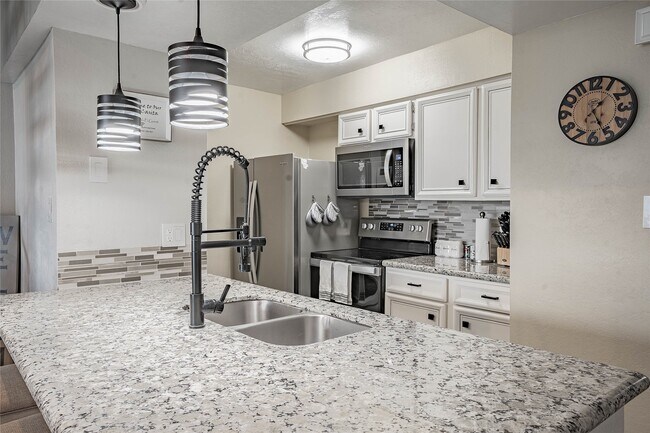 Photo - 12500 Melville Dr Unit 338D