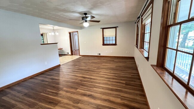 5 Kinney Ave