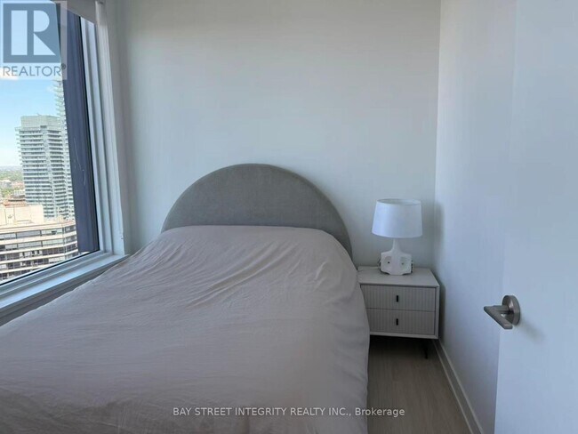 Photo - 8 Wellesley St W Unit 4616
