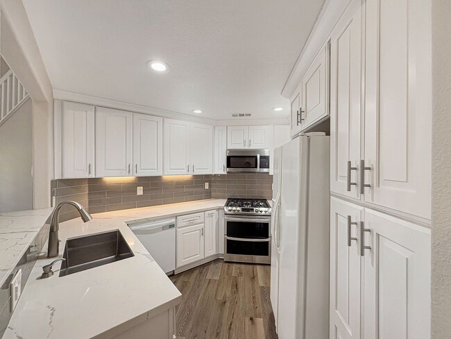 Photo - Great 2B/2BA + Loft Townhome in Carmel Mountain Ranch!