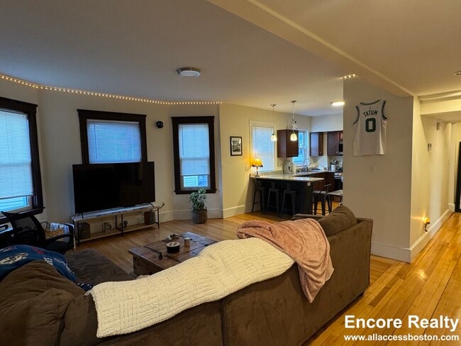 335 Faneuil St