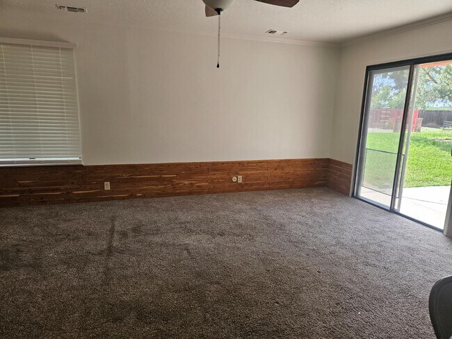 Photo - 37192 Kensington Dr