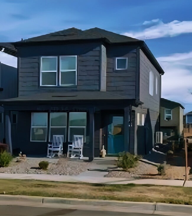 Building Photo - 3210 Sykes Dr