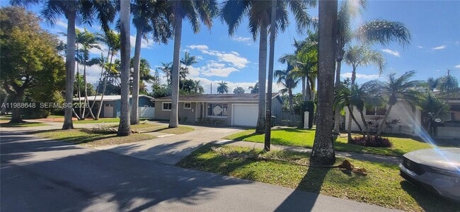 Photo - 1016 NE 5th St