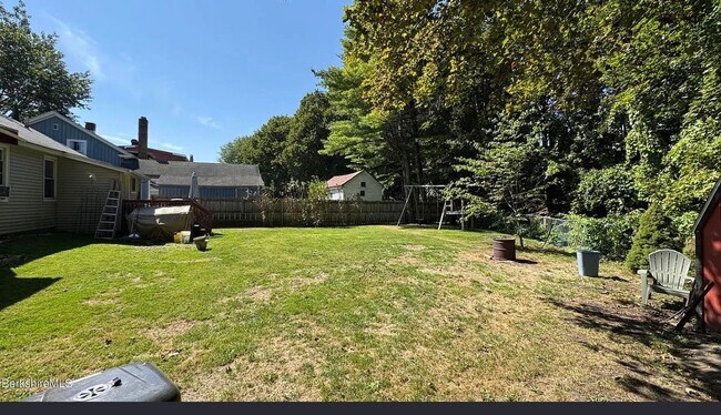 Photo - 98 Columbia St