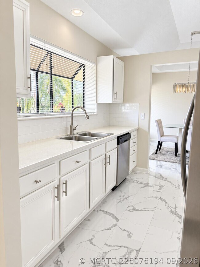Photo - 107 Half Moon Cir Unit D