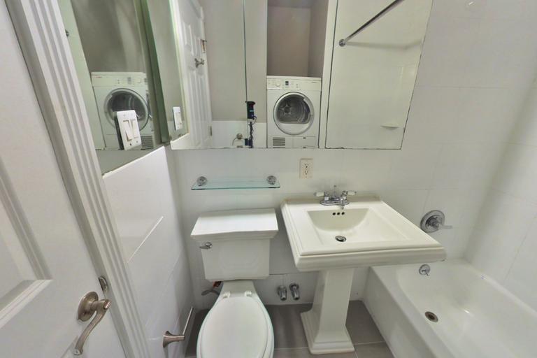 Photo - 416 E 13th St Unidad 3D