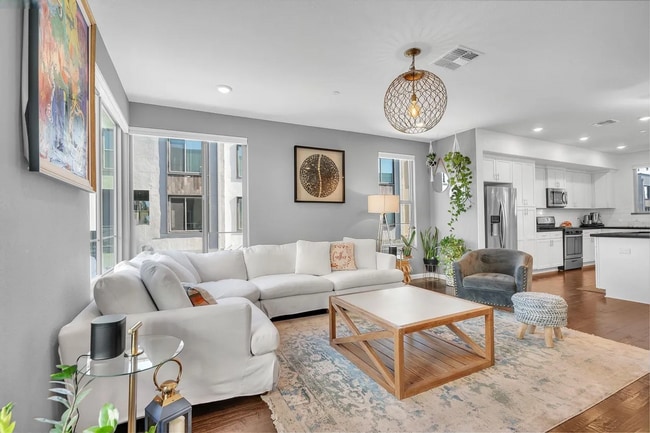 Photo - Beautiful Energy Efficient Hayward Townhome w/ Modern Updates