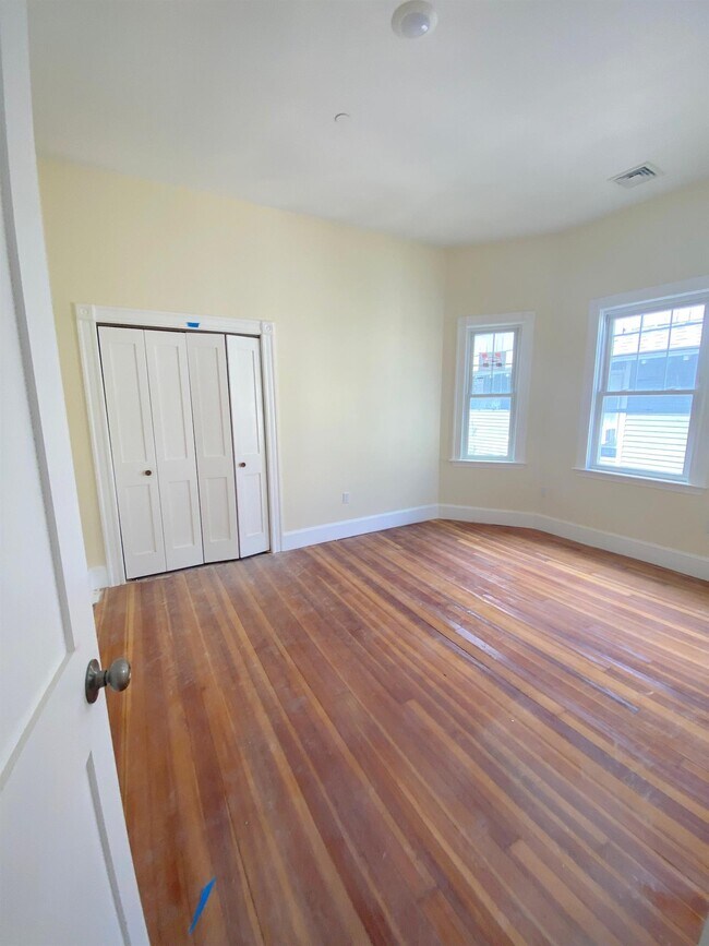 Photo - 32 Putnam Ave Unit 2