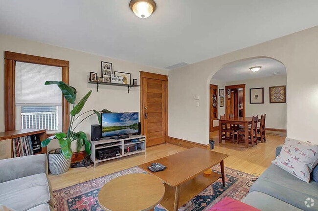 Building Photo - 1222 Jefferson St NE Unit 2 Rental