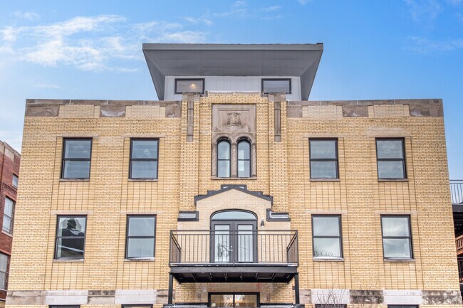 Building Photo - 4638 N Ashland Ave Unit 204 Rental