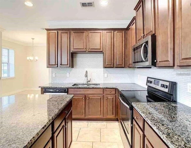 Photo - 14308 Swanley St