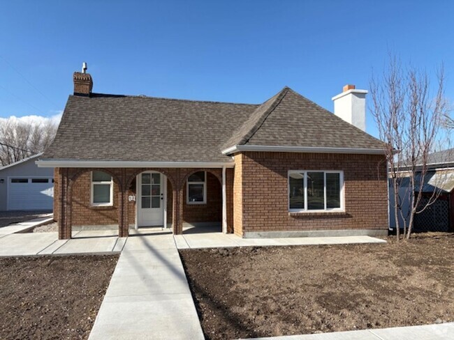 Building Photo - 2 Bedroom Home For Rent in Spanish Fork