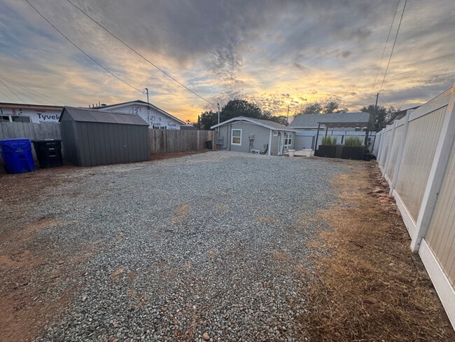 Photo - 2501 Sumac Dr