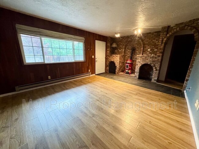 Photo - 10 Campfire Ct