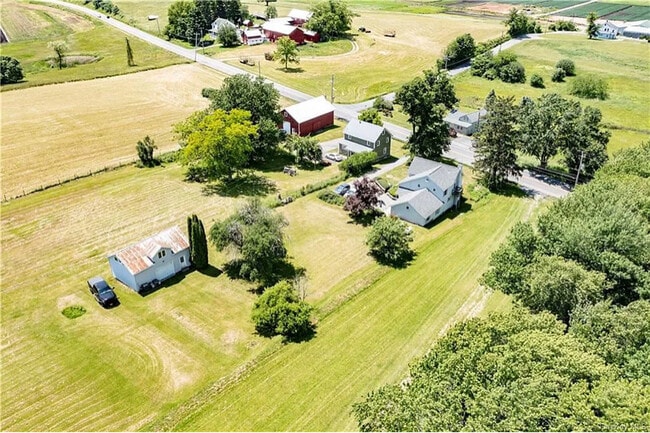 Photo - 1014 Pulaski Hwy Unidad UP