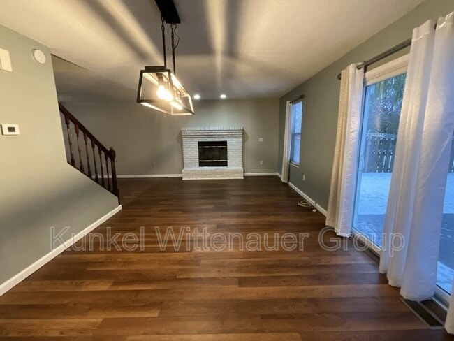 Photo - 1632 Progress Ln