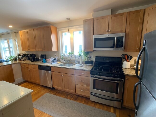 Photo - 78 Ten Hills Rd Apartment Unit 1