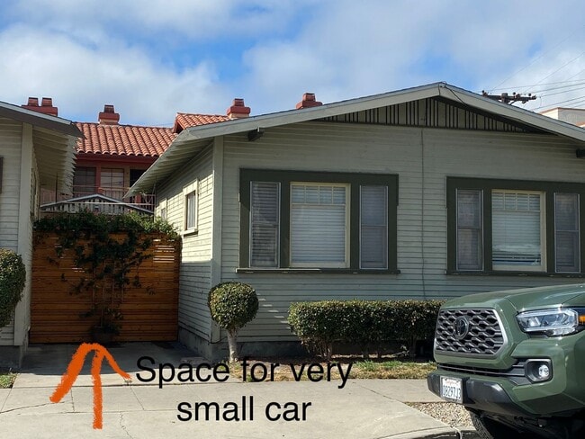 Photo - Cottage in the Heart of North Park!!