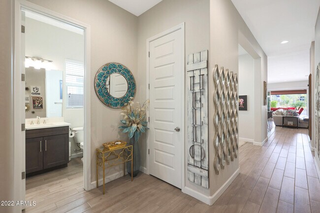 Photo - 18233 N 66th Way