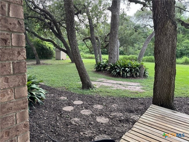 Photo - 778 Live Oak Dr