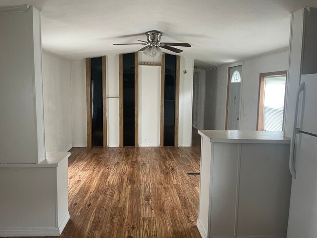 Photo - 3 Bedroom 2 Bathroom (move-in ready)