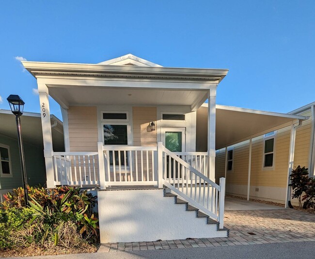 Photo - 209 NE Coastal Dr Casa