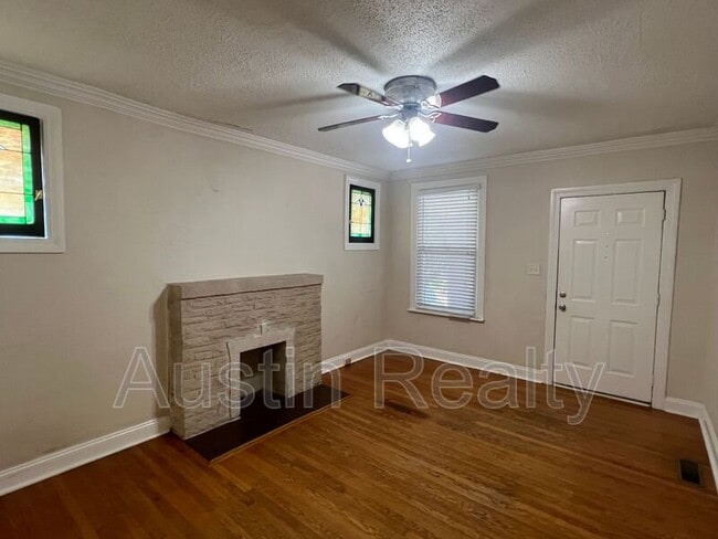 Photo - 6565 Arsenal St