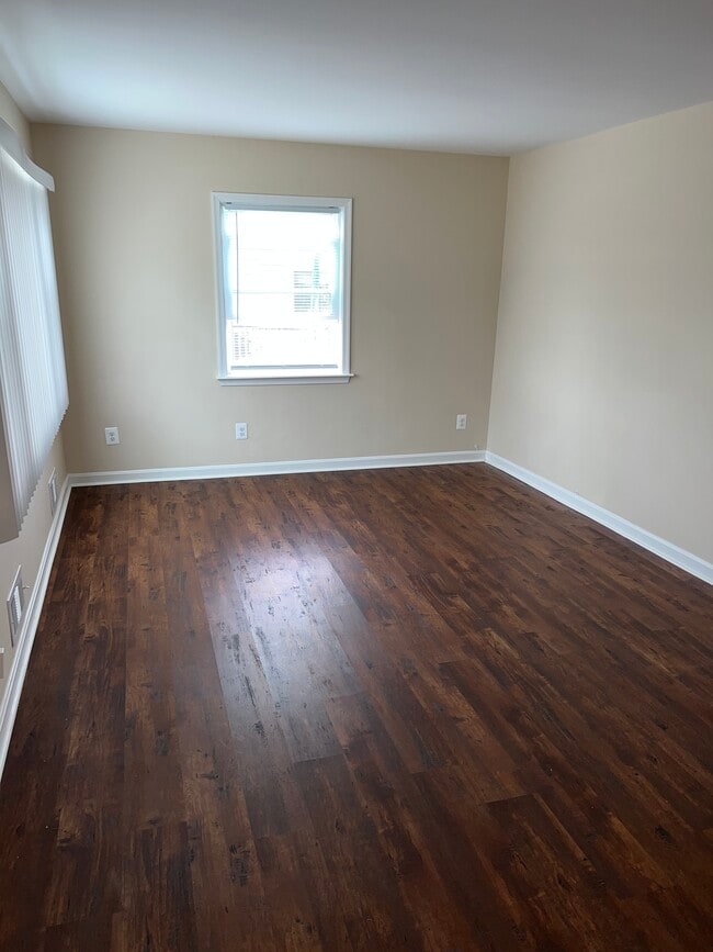 Photo - 3802 Thornwood Rd