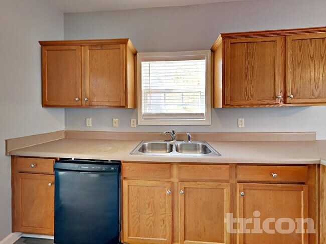 Photo - 117 Weatherford Way