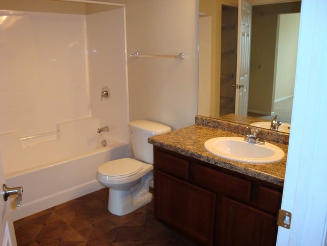 Blackstone Apartments Guest Bathroom