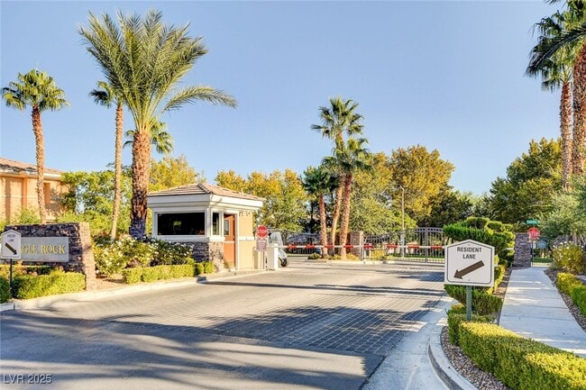 Photo - 520 Proud Eagle Ln