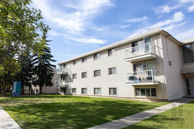 Building Photo - Westmore Apartments