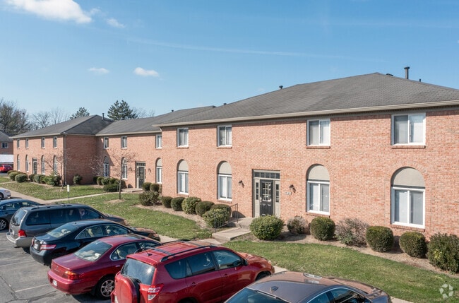 Ivy Knoll Apartments