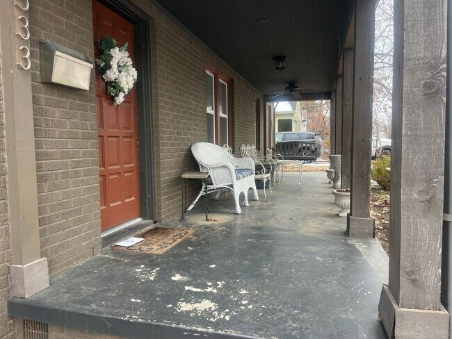 Photo - Beautifully renovated Midtown charmer