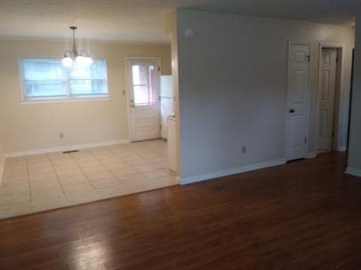 Photo - 1592 Coombs Dr