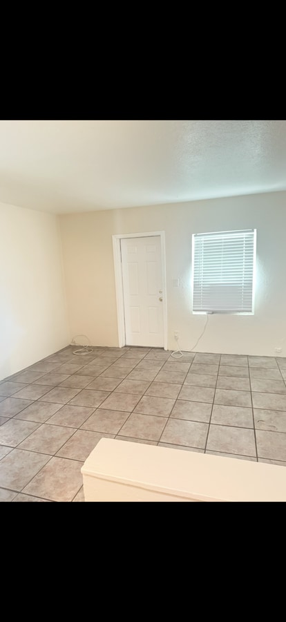 Photo - 416 NW 15th Way