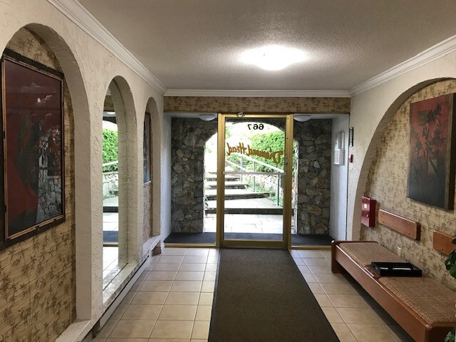 Photo - Diamond Head Apartments