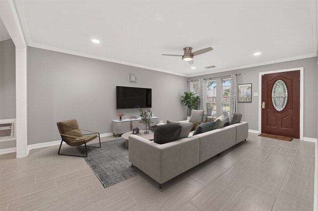 Photo - 20018 Beechview Ln