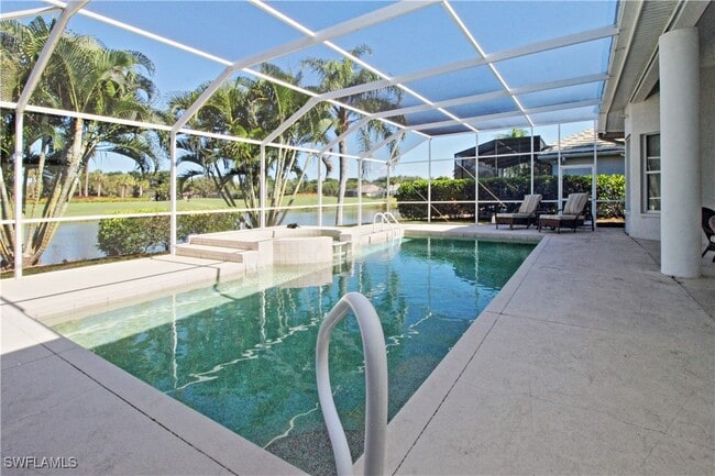 Photo - 1901 Winding Oaks Way