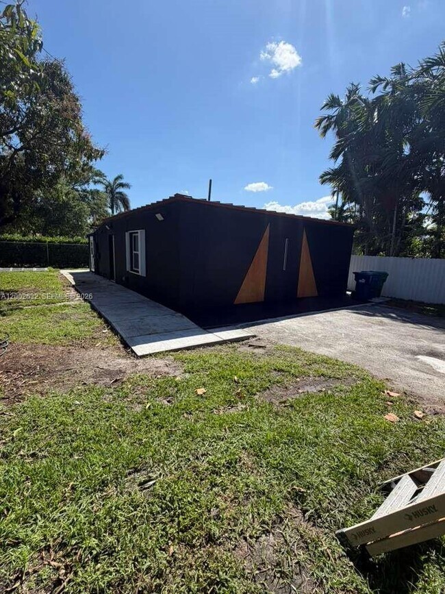 Photo - 14240 S Biscayne River Dr