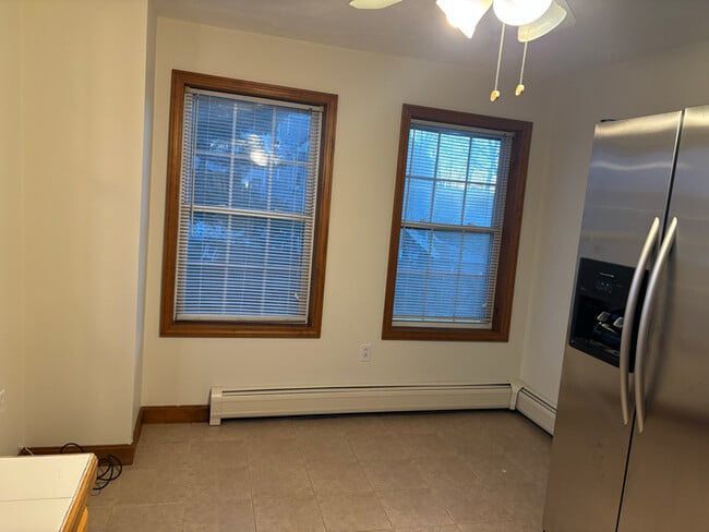 Photo - 1 Hemans St Unit 2