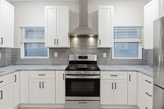 Photo - 43 Lonsdale St Unit 2