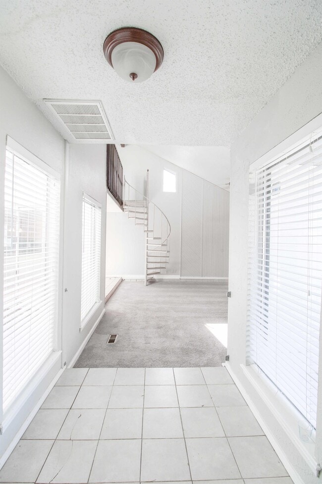 Photo - 8900 N Shannon Ave